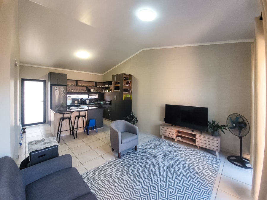 2 Bedroom Property for Sale in Van Der Hoff Park North West